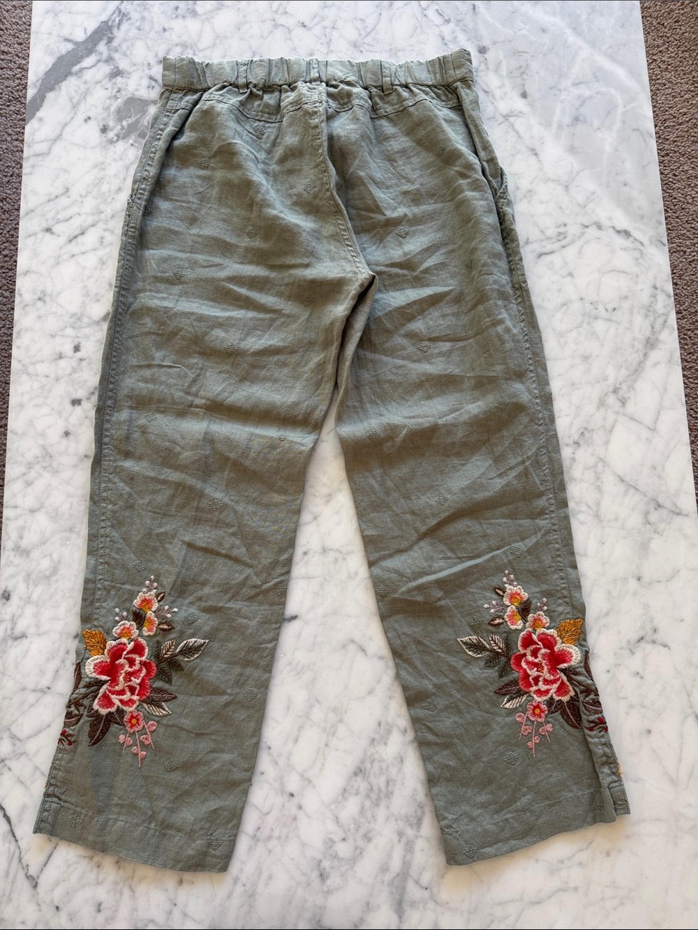 JW Los Angeles linen sage green pants with floral embroidery. Small NWOT - Picture 4 of 6